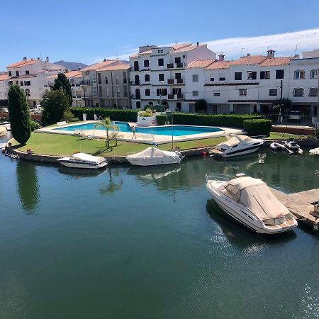 Port Sotavent 2C - Apartamento En La Marina De Empuriabrava - Piscina Comunitaria, - Parking - Vistas Al Canal - Cerca Centro Y Playa Εξωτερικό φωτογραφία