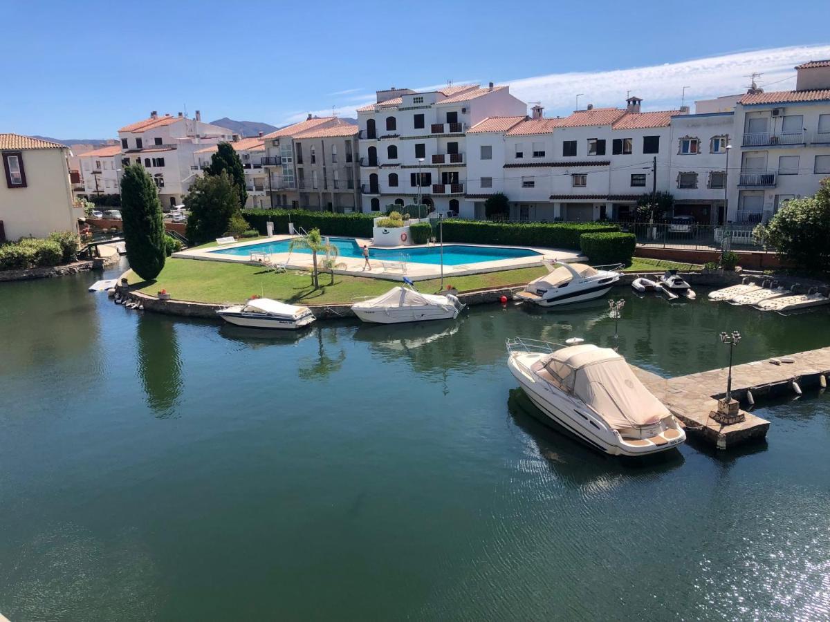 Port Sotavent 2C - Apartamento En La Marina De Empuriabrava - Piscina Comunitaria, - Parking - Vistas Al Canal - Cerca Centro Y Playa Εξωτερικό φωτογραφία